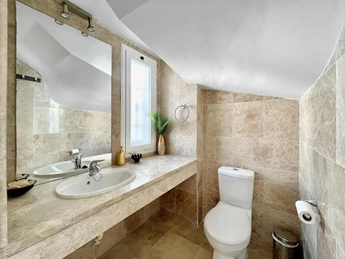 Unique Townhouse In Front Of Puerto Banus Apartment Marbella