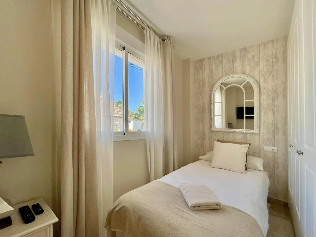 Unique Townhouse In Front Of Puerto Banus Apartment Marbella